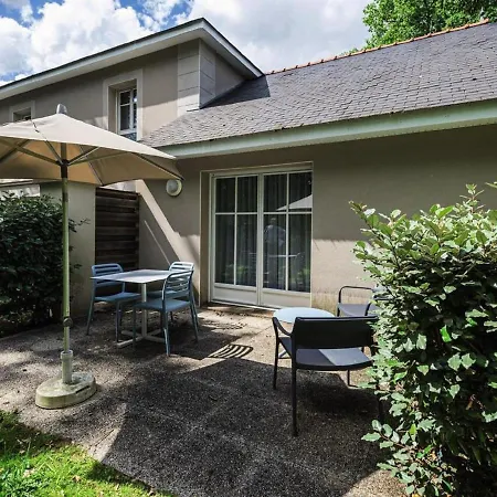 Studio With Linen Package In The Loire Dom wakacyjny *