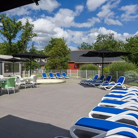 בית נופש Studio With Linen Package In The Loire *